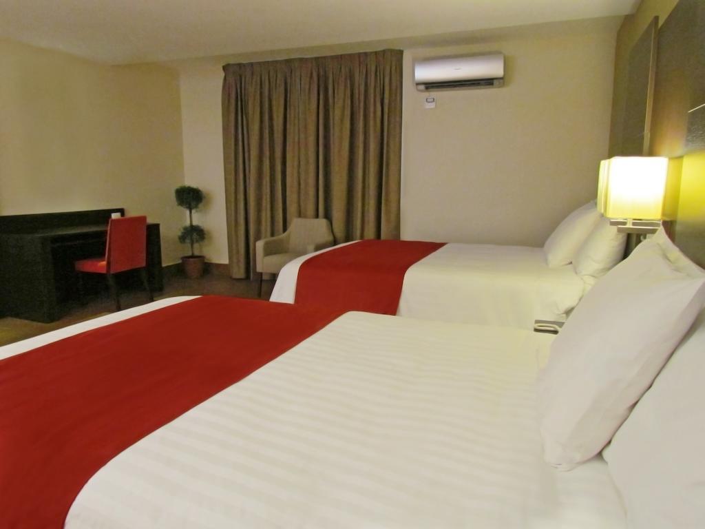 Hotel Principe Panama City Room photo